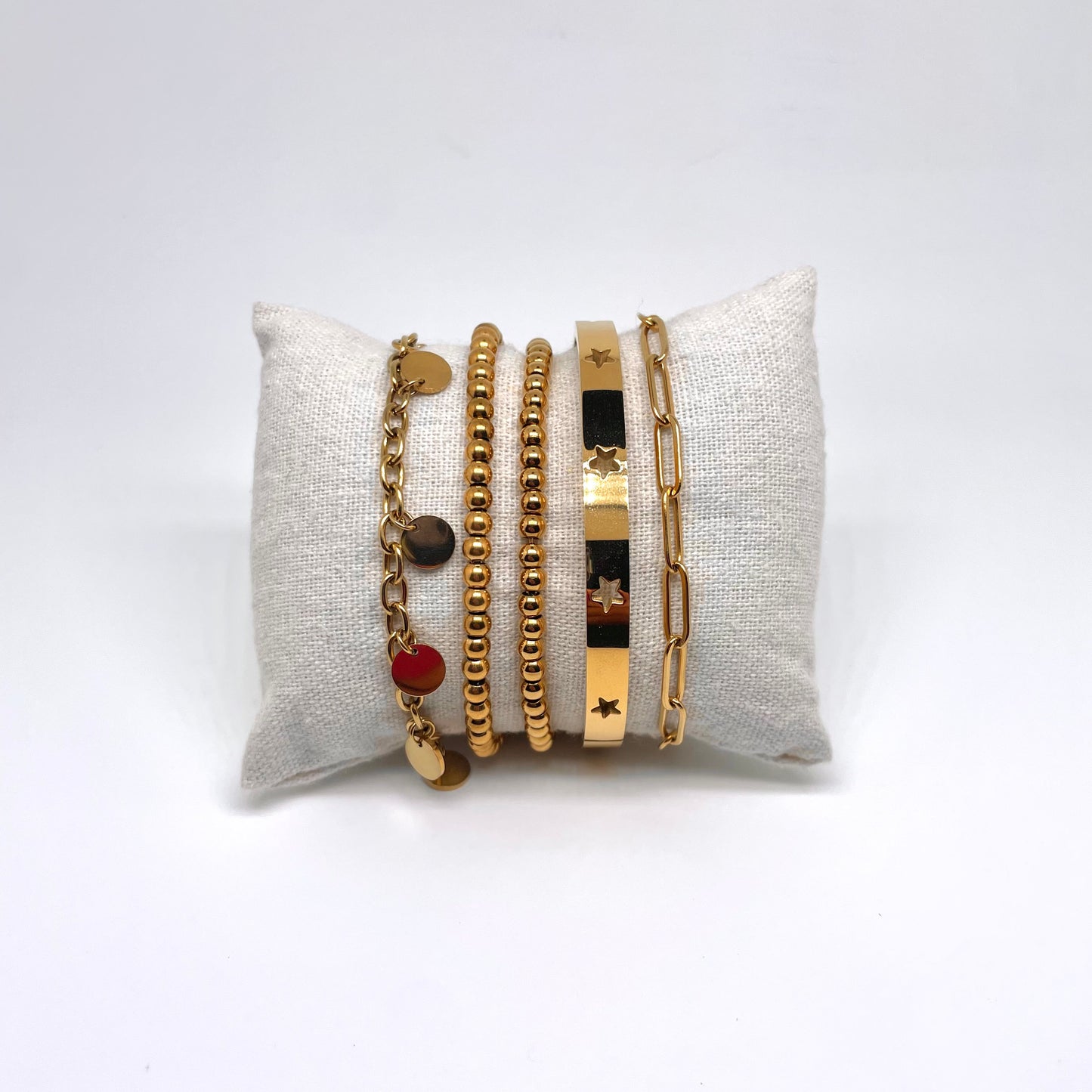 Set of 5 bracelets