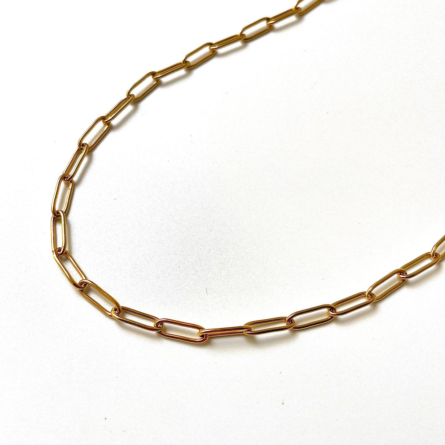 Round Clasp Paperclip Necklace