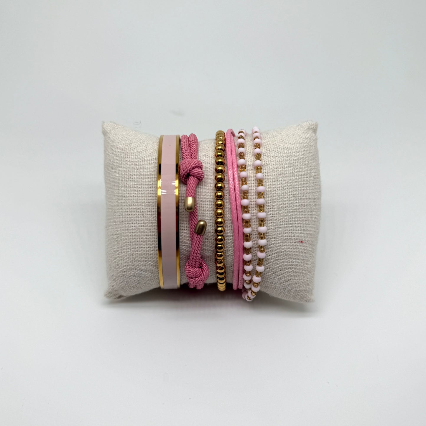 Set of 5 bracelets
