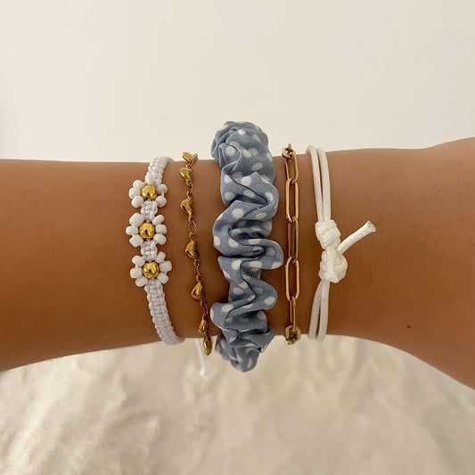 Set of 5 bracelets
